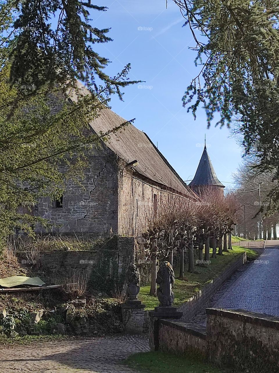 Visit of the Château fort d'Ecaussines