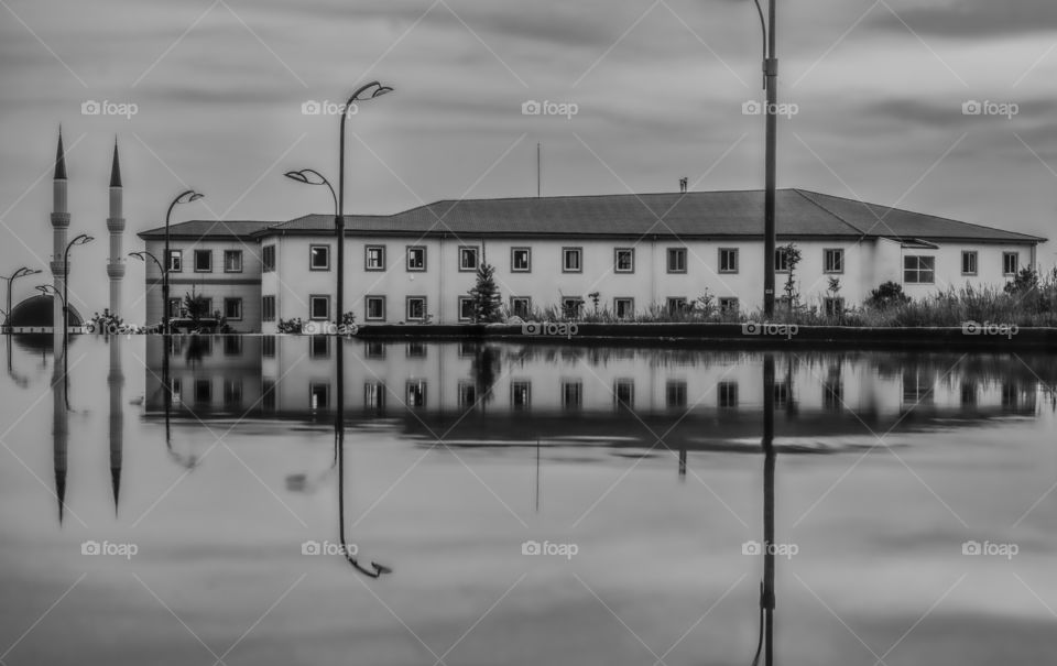 Symmetrical reflection
