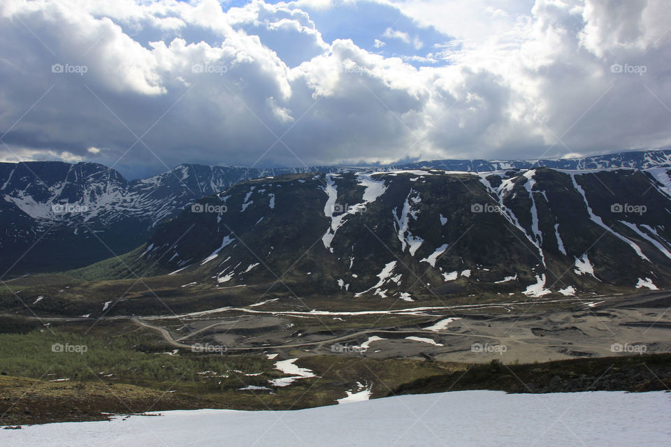 Low clouds over the summer Mountains