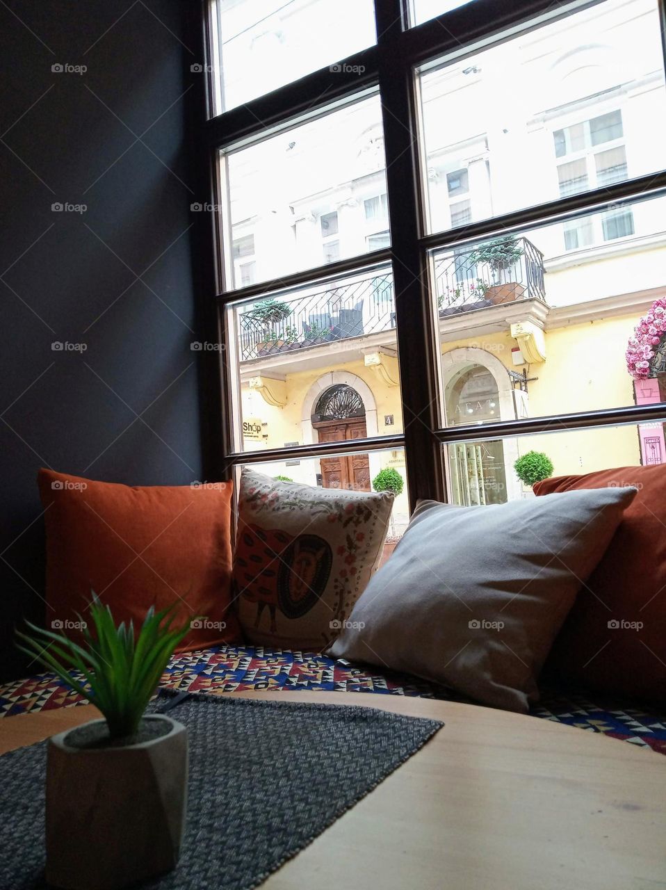 The stylish secrets of cafe interiors