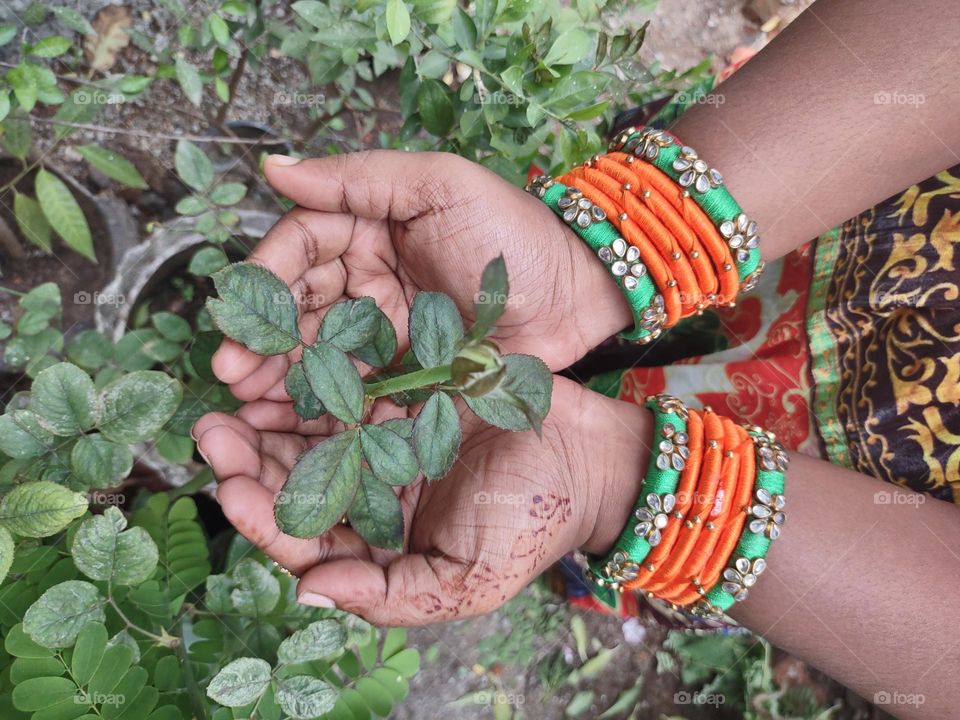 It's good to have a garden in home, new blossom 🌼
