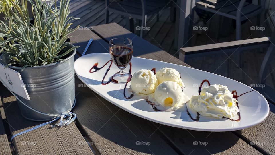 Ice cream  with chocolate