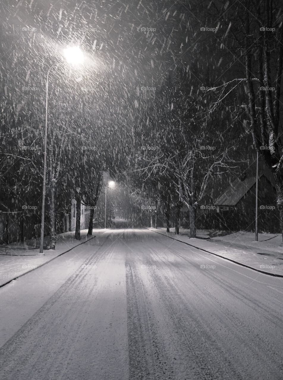 A nice evening walk with snow