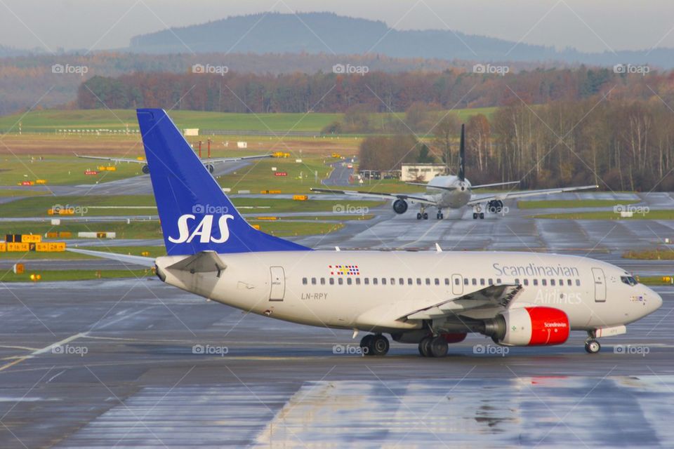 SAS AIRLINES B737-700 ZRH