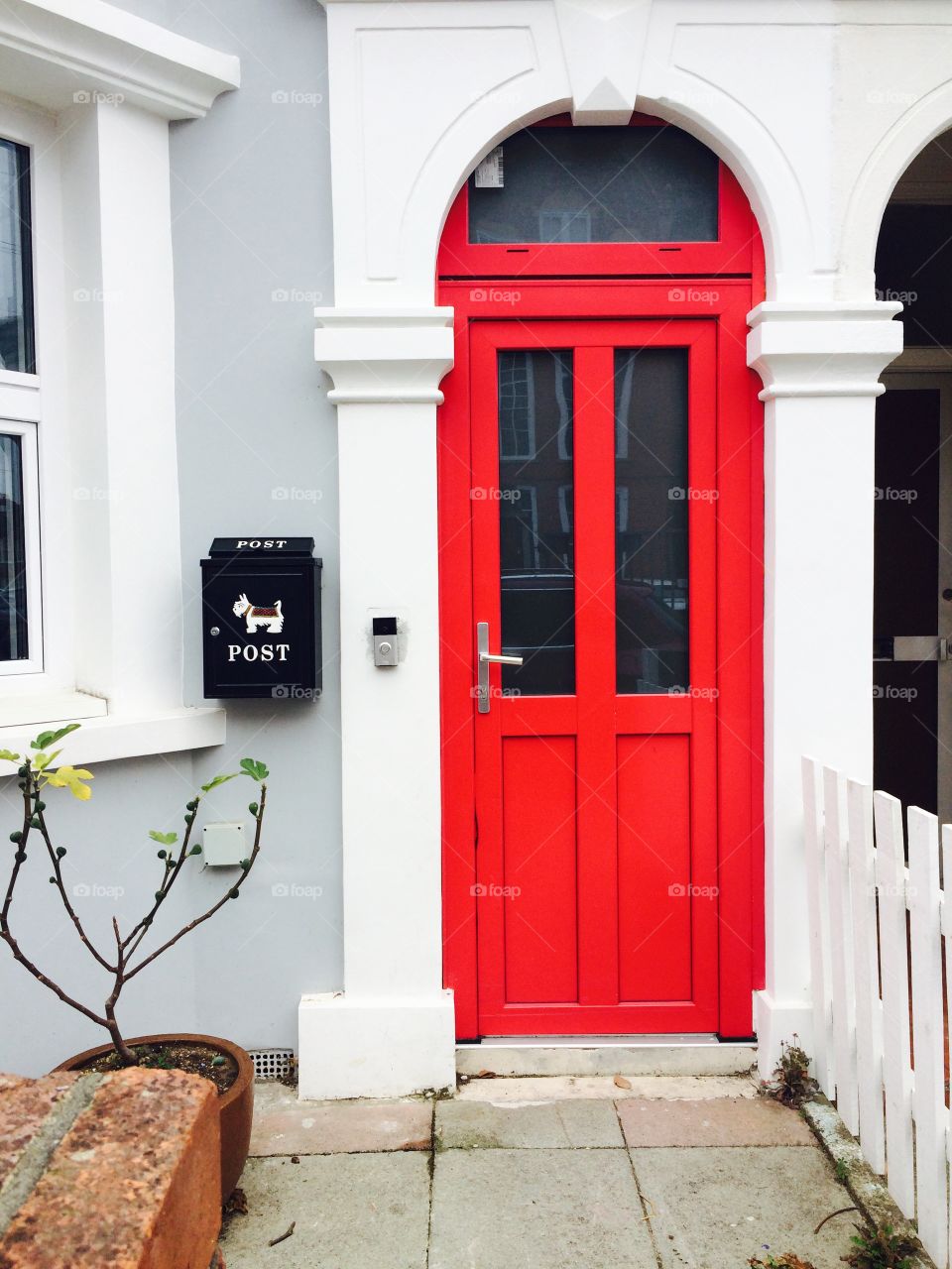 Red door in London
