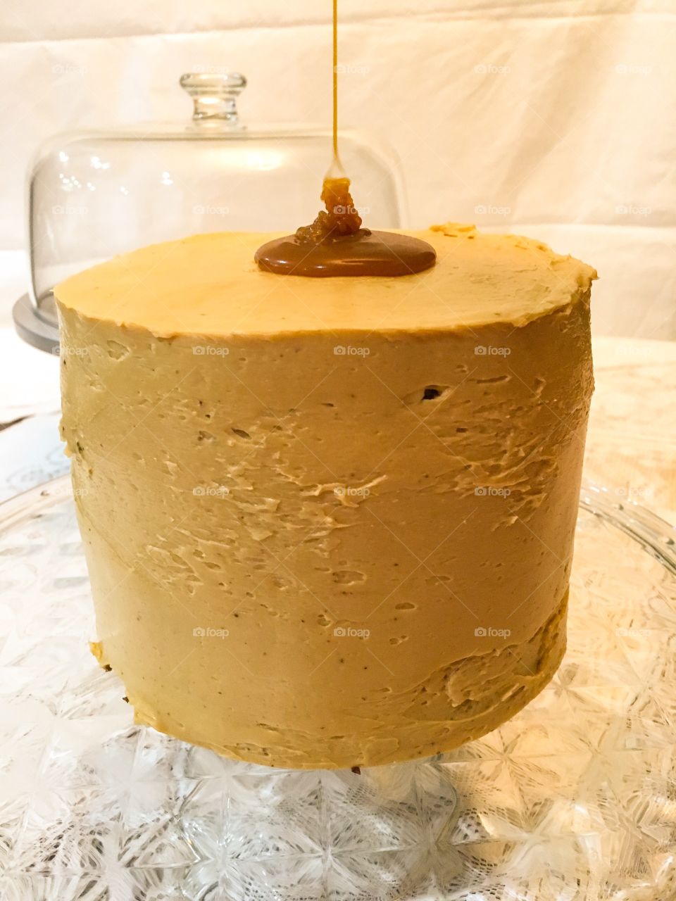 Caramel cake