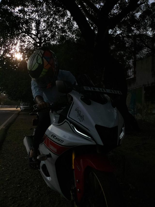 Yamaha r15M