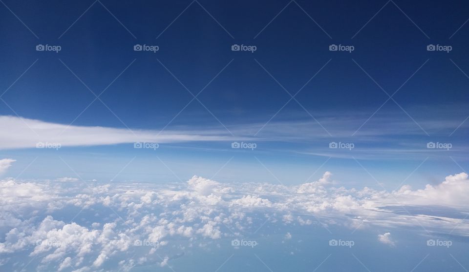 Take pictures from the plane