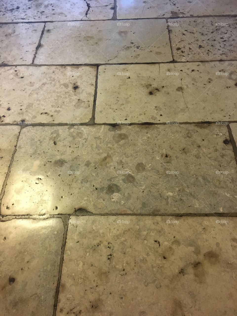 One object - one color