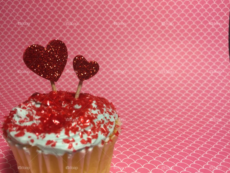 Crazy cupcakes:  sparkle hearts cupcake