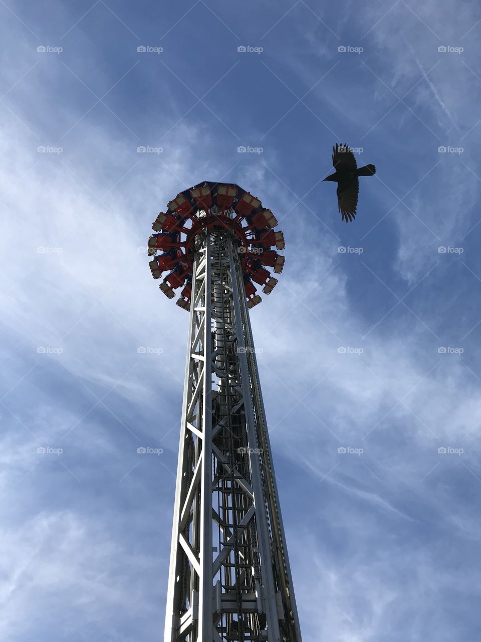 Drop tower