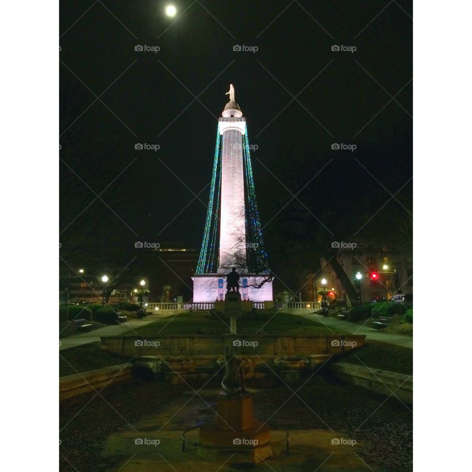 Monument, Night. Baltimore Washington Monument, garden full moon dark