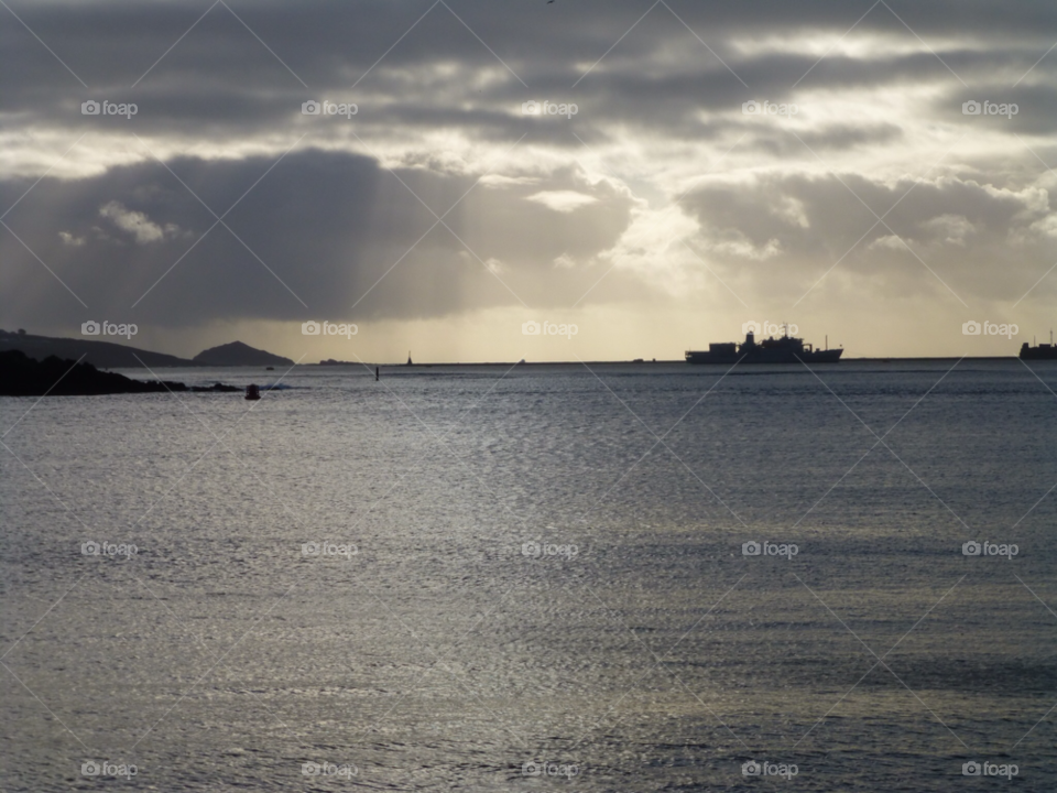 plymouth sea horizon ship by lennon909