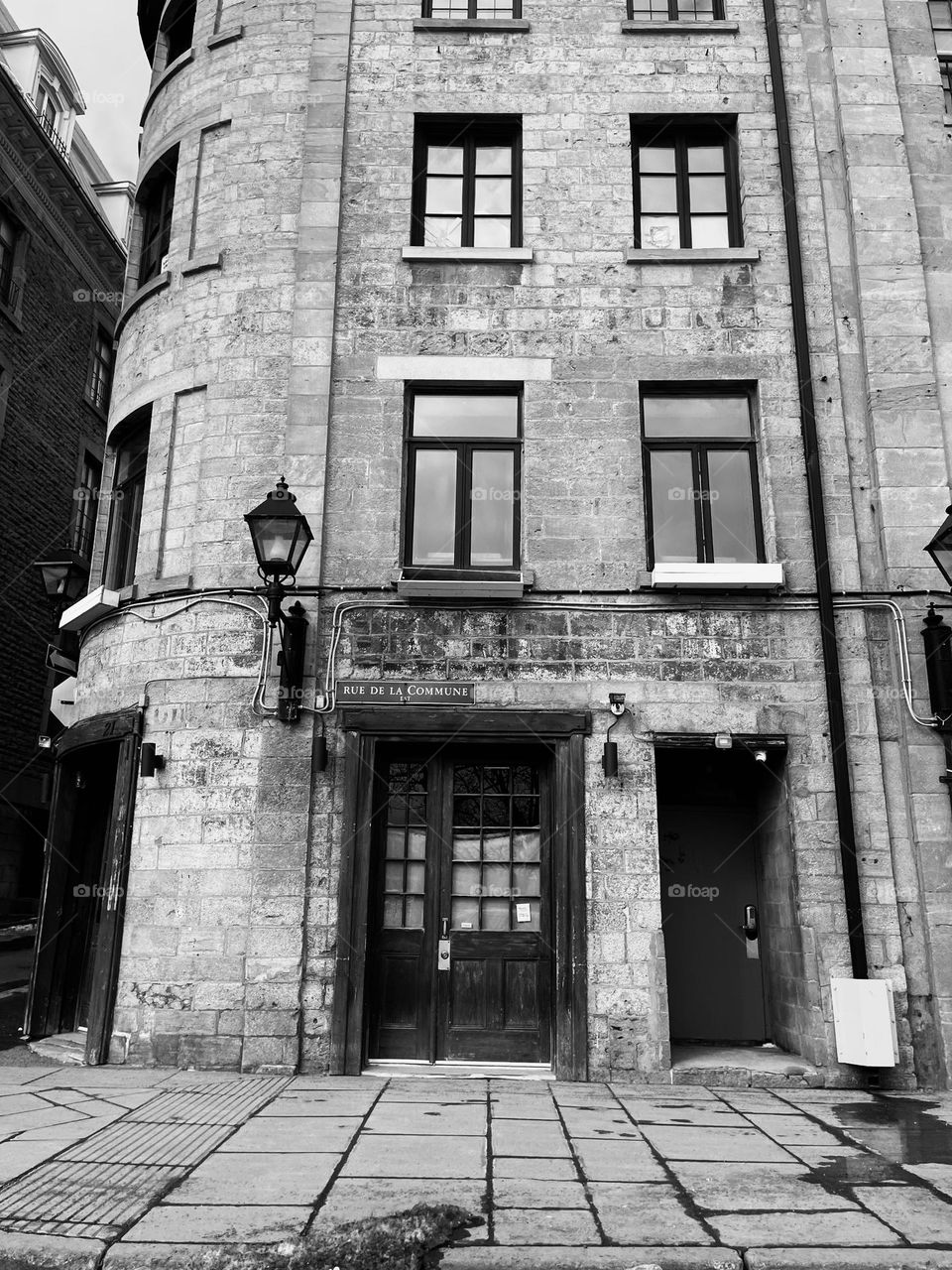 Building Vieux-Port de Mtl…