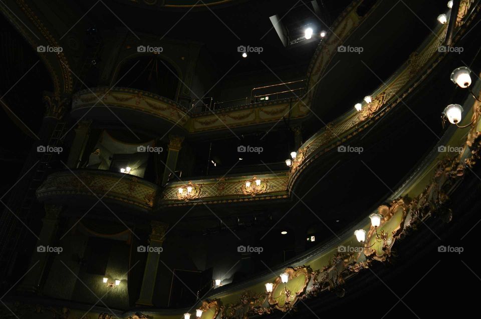 Theater details