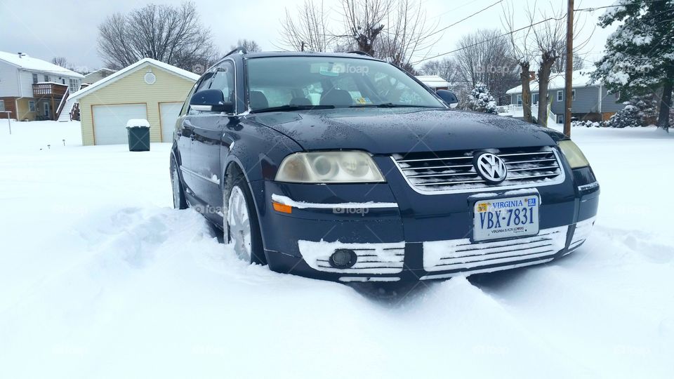 Volkswagen Passat 4motion is at home in the snow 