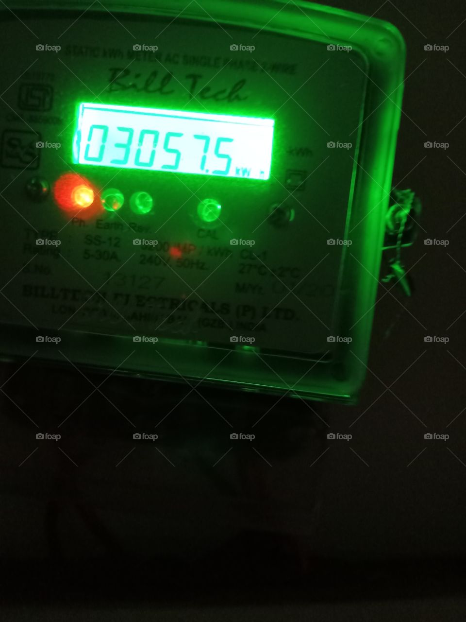green light in electric meter