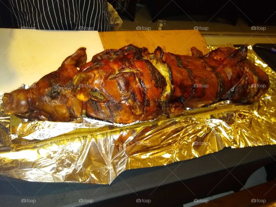 roast whole pork