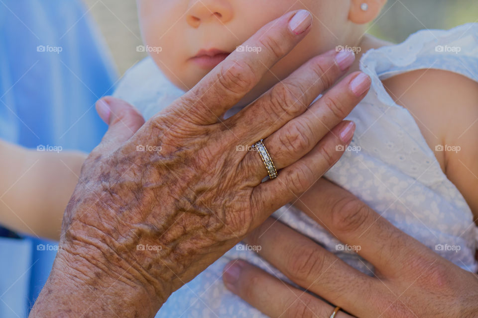 Grand  grandmother 
 hand 