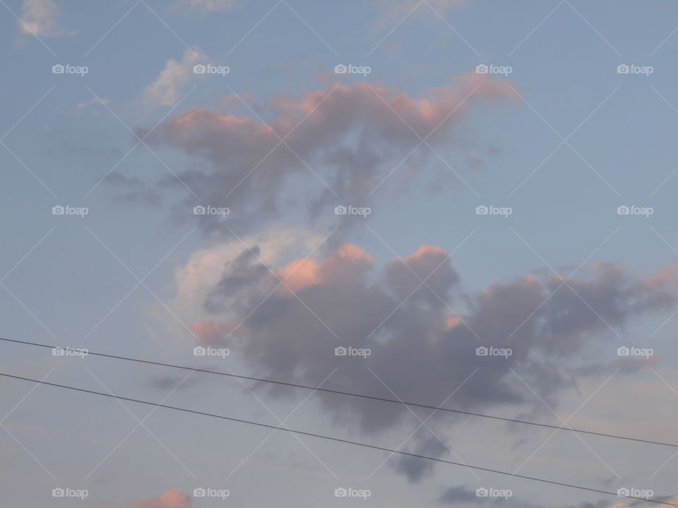 pink lining 2. This is a picture of some clouds God provided for me so I could upload it on foap.