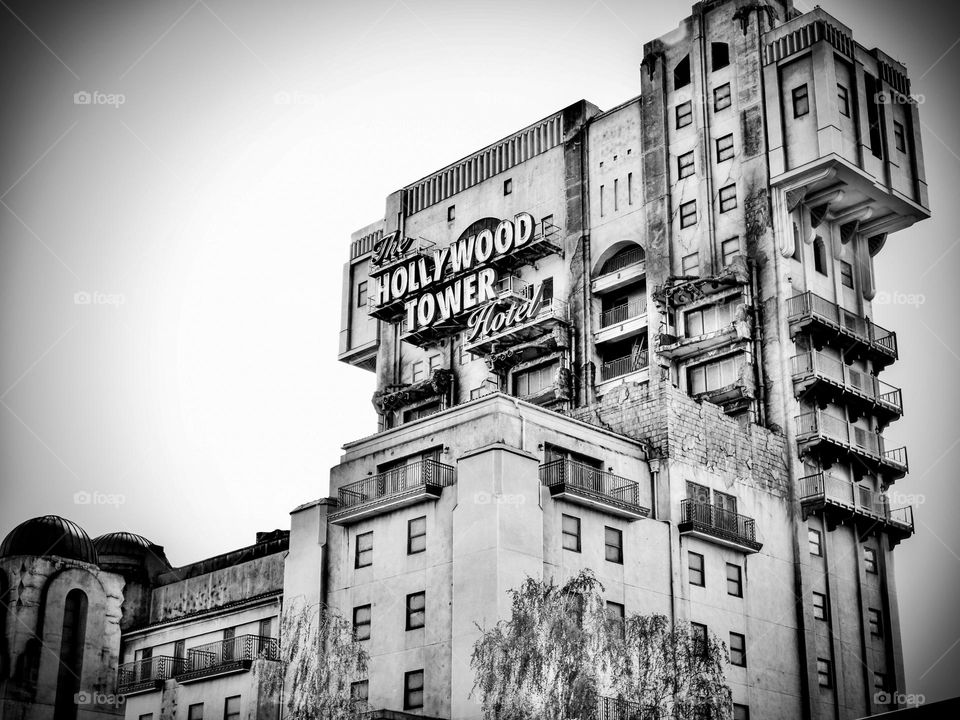 Hollywood Tower