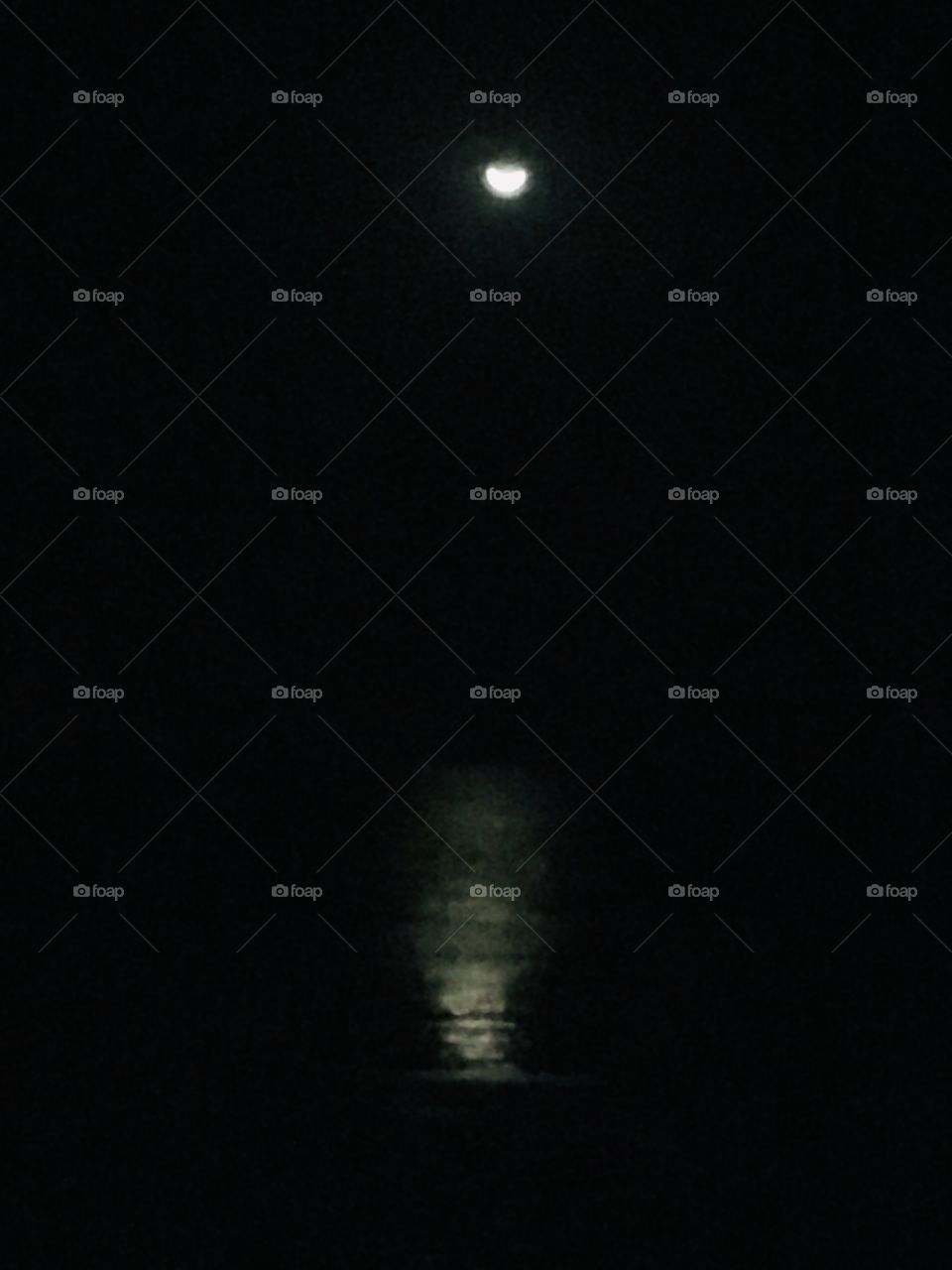 A crescent and it sea reflection