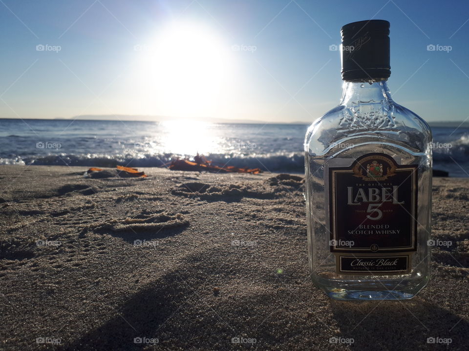sunny beach /Label 5 scotch whisky
