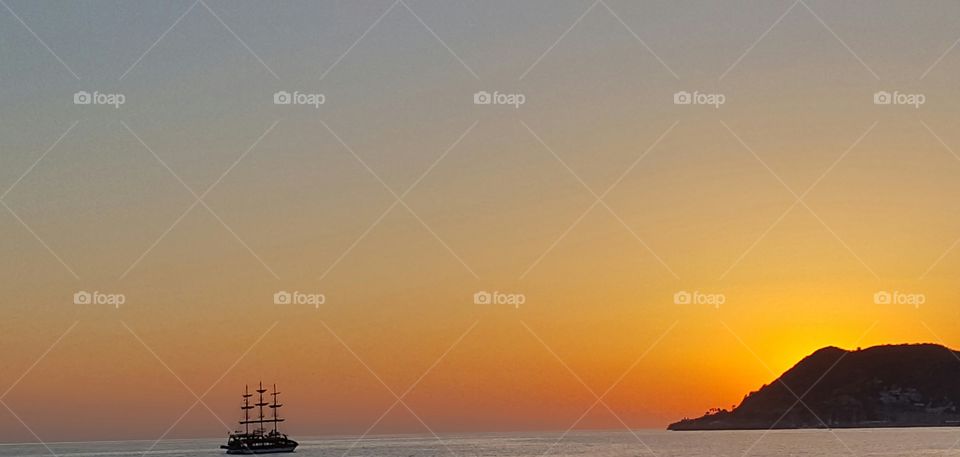 Pirateship in sunset