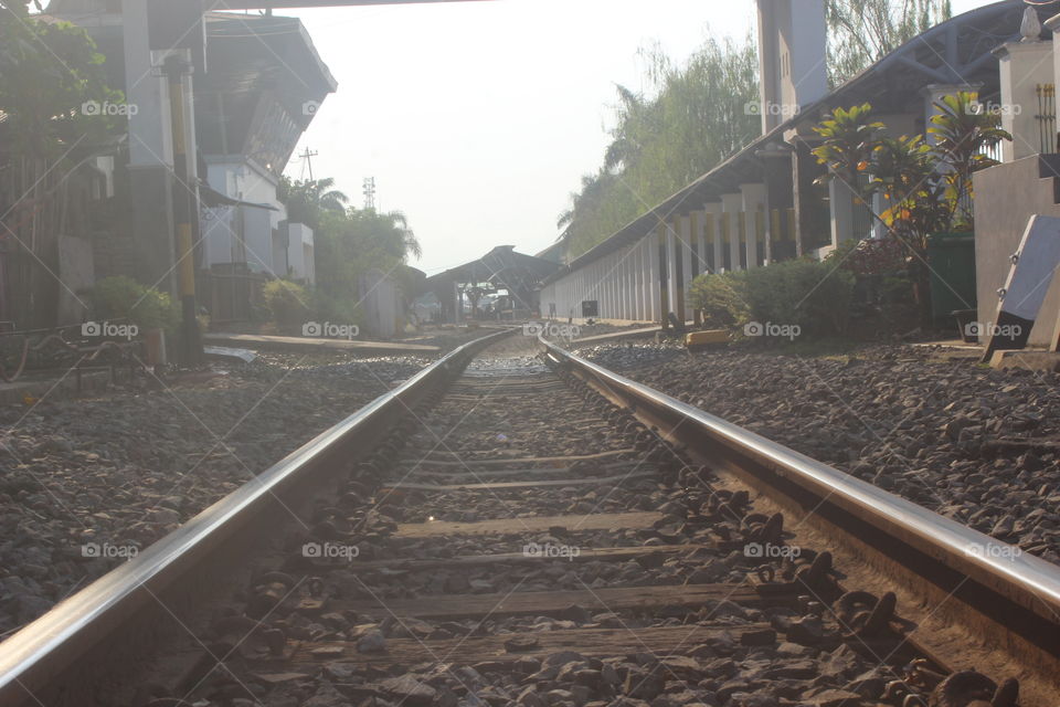 jalan kereta api Yogyakarta station tugu