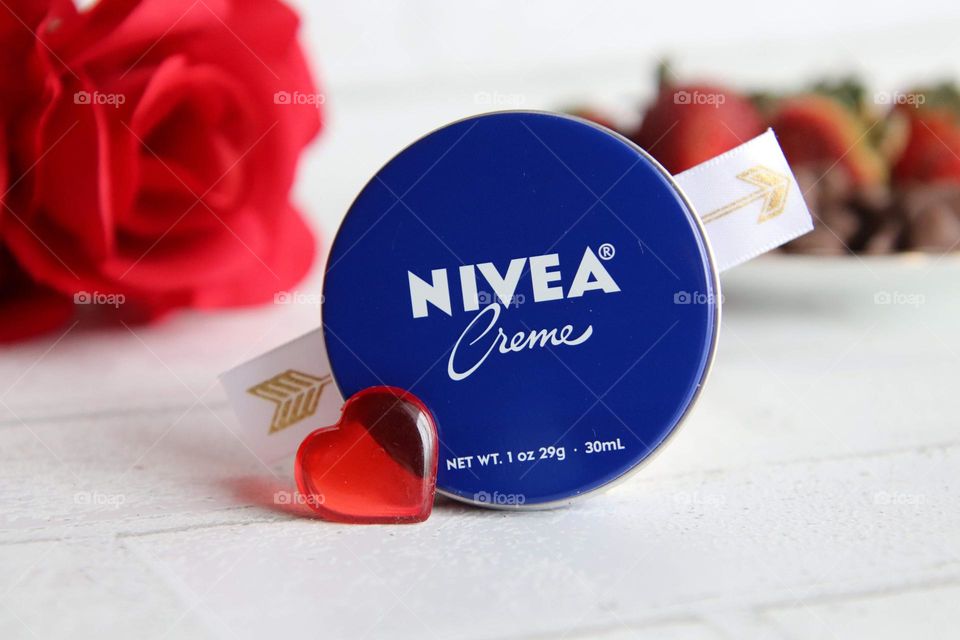 Nivea creme flat lay