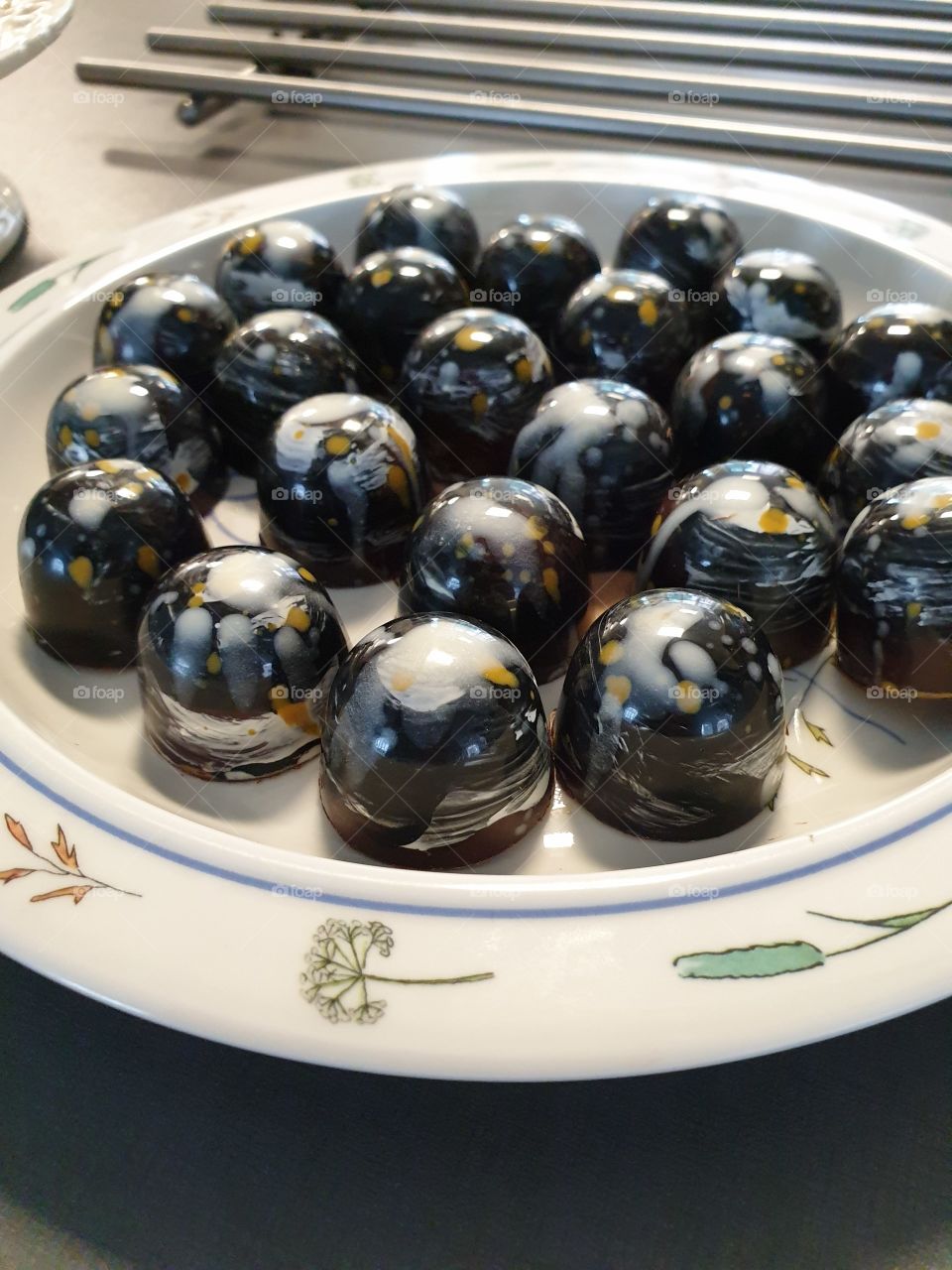 Cool vegan pralines.