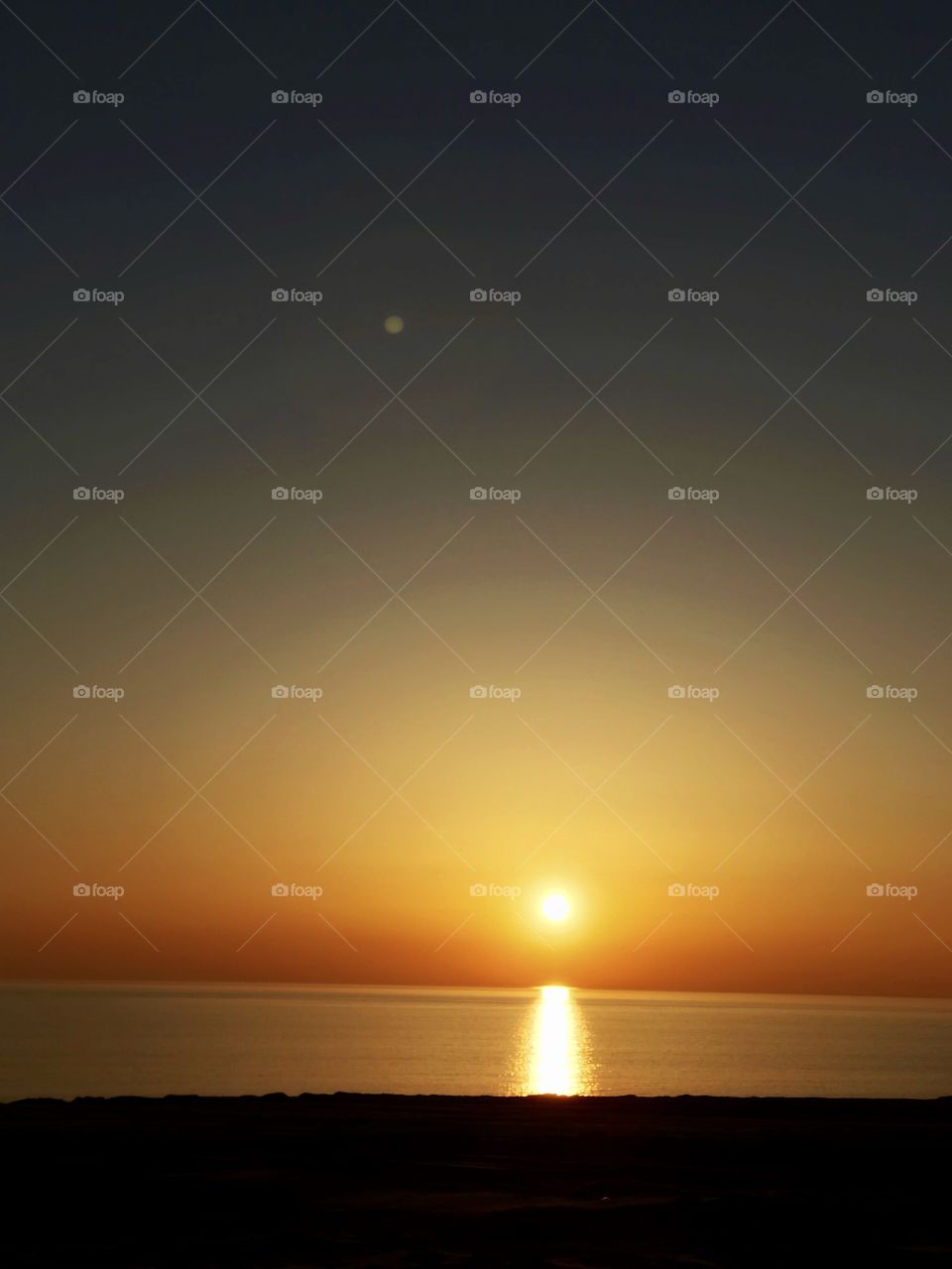 Life’s a beach, so live it up to the fullest. One day or day one, you decide your dreams. 