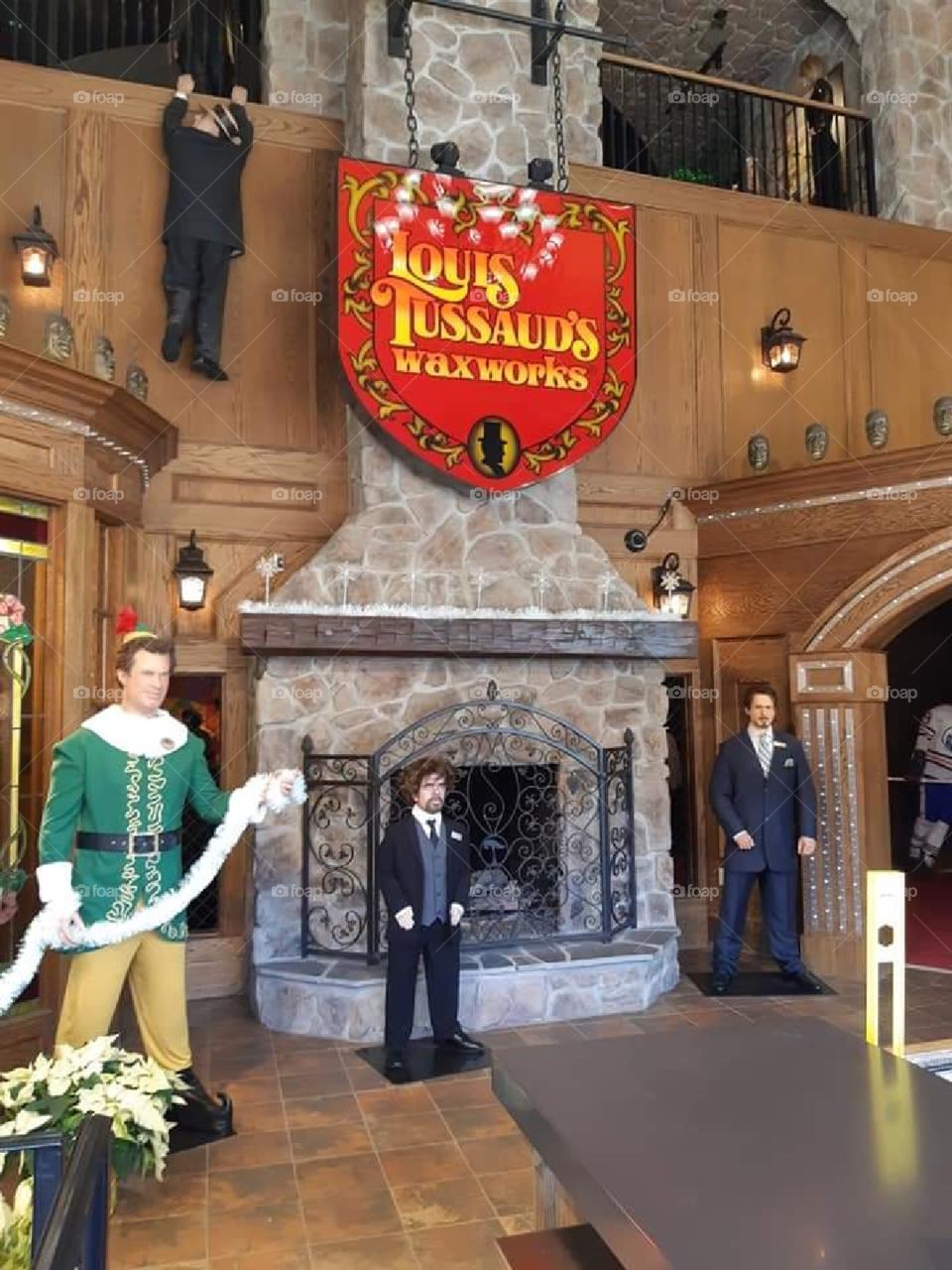 Let's go to the wax museum