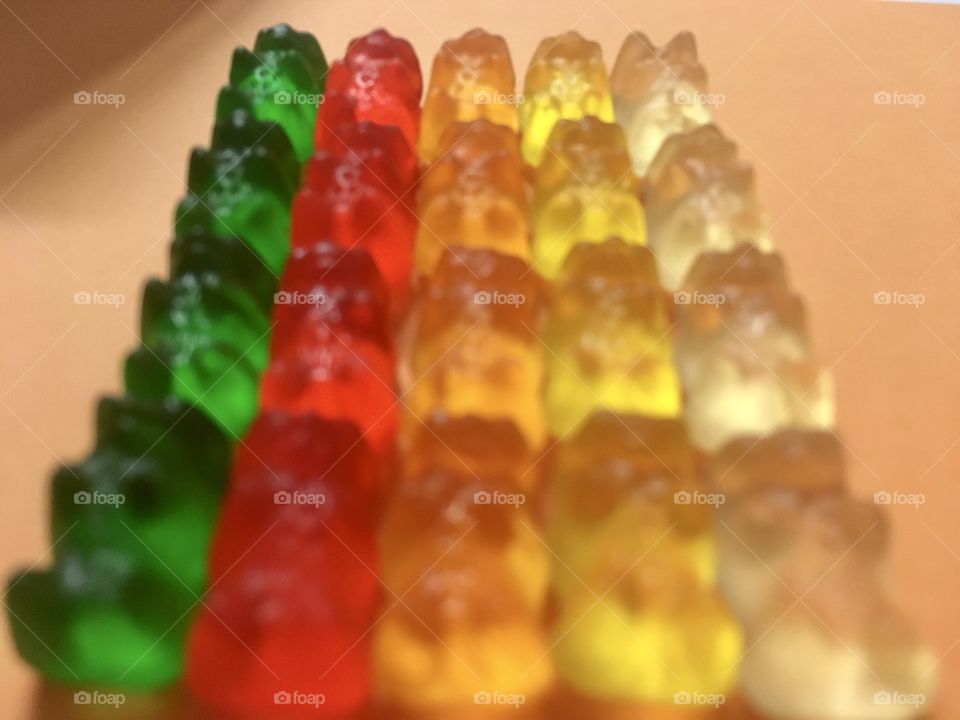 Gummy bears in a row 🐻