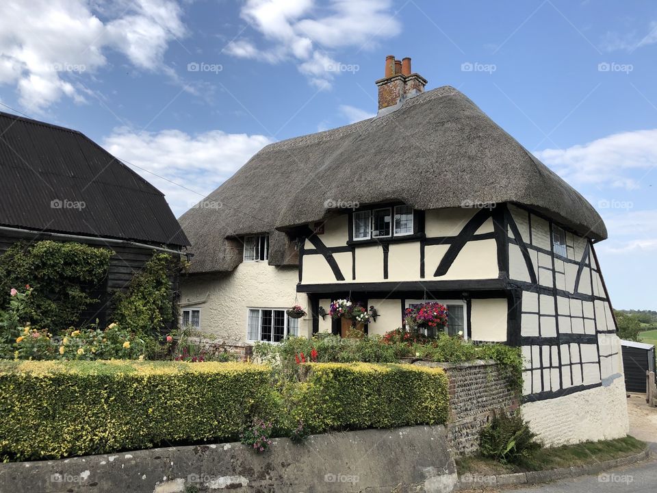 Stunning Thatched Cottage in Sussex England 🇬🇧