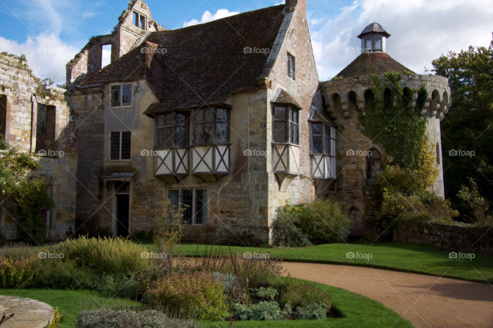 wall water reflection old by zac1