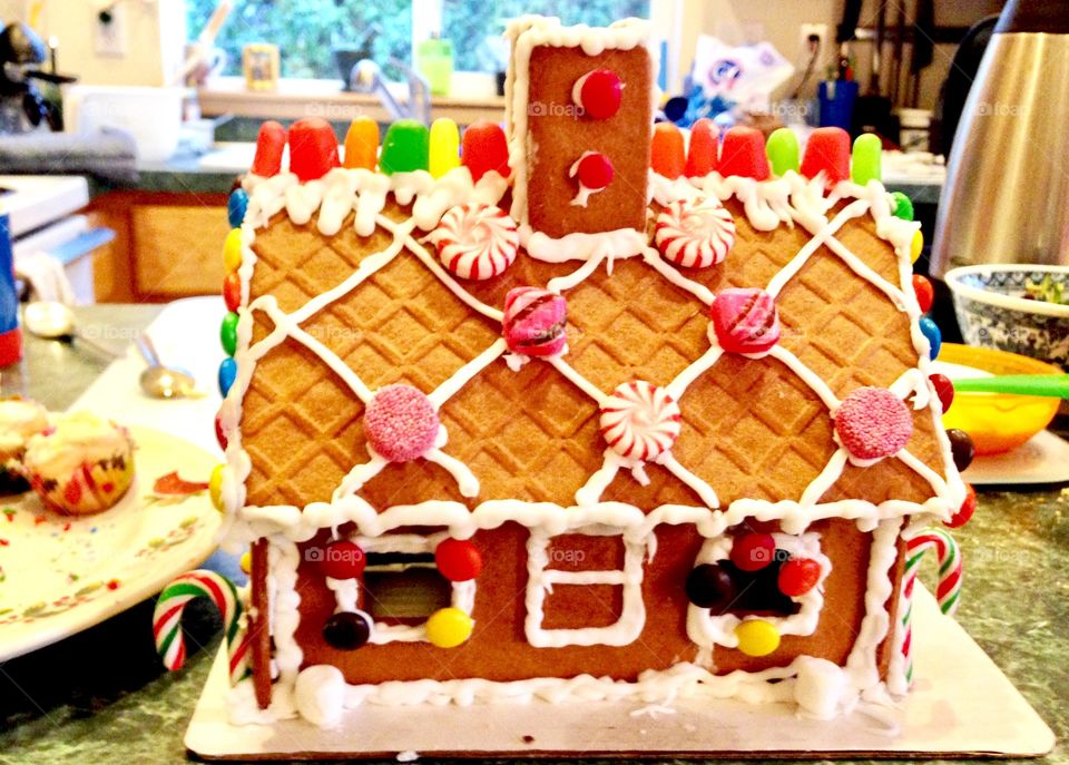 making gingerbread houses 