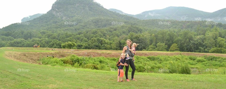 Mom and kids hiking 