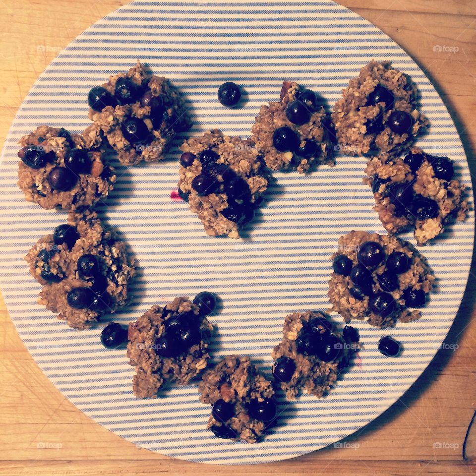 Blueberry oats banana breakfast cookie