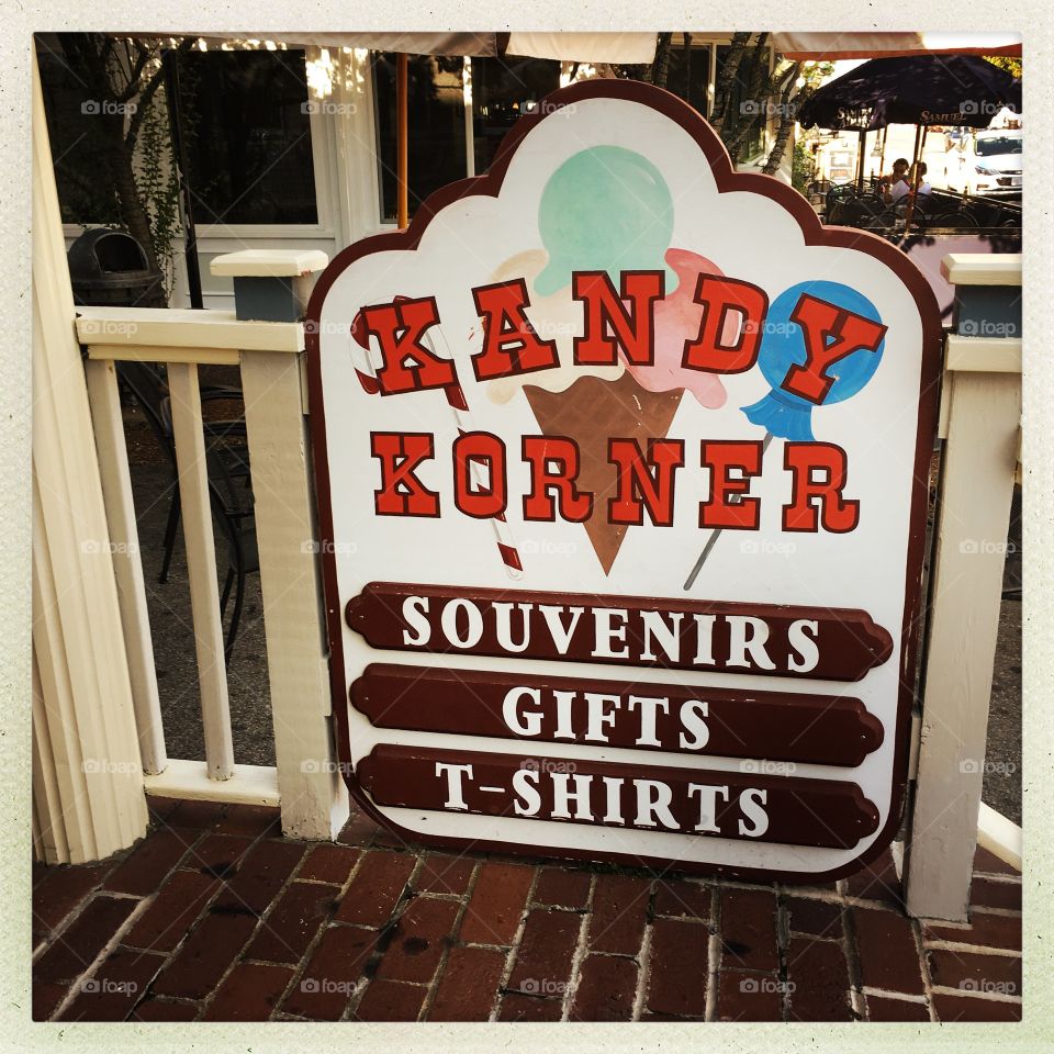 A Hyannis tourist staple 