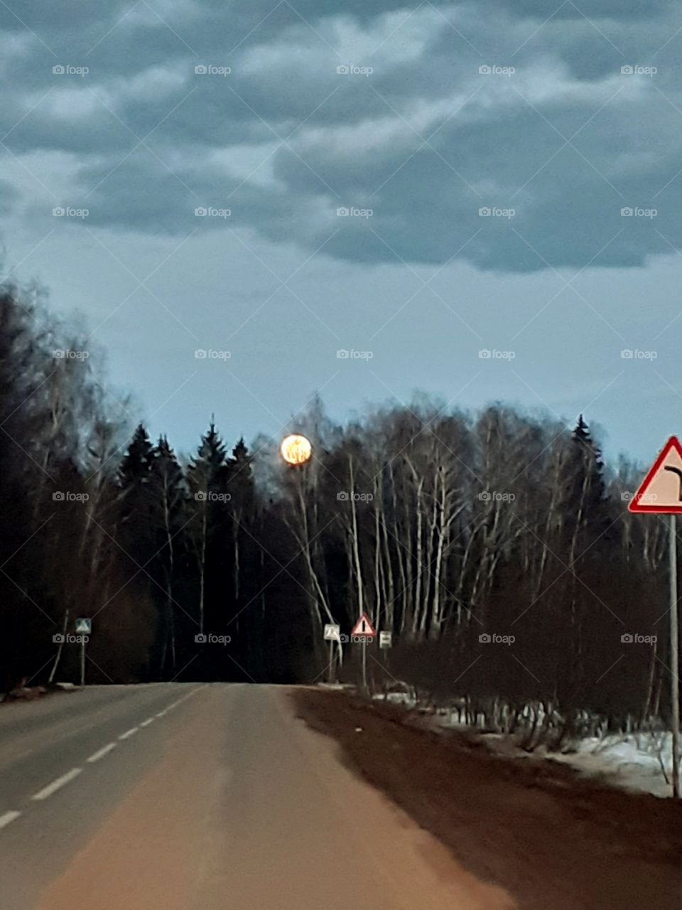 полнолуние