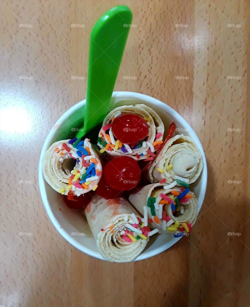 Rolled Ice cream In Cup