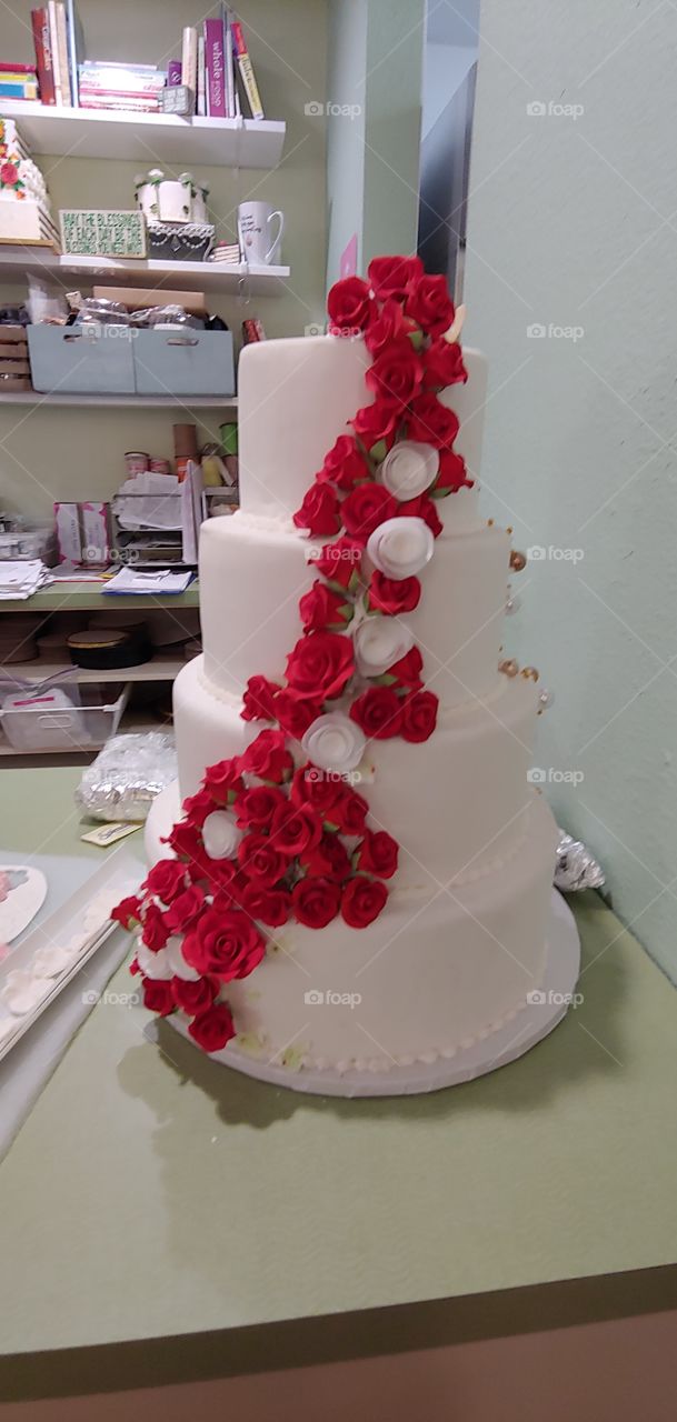 Four Tiered Cake with Red Roses