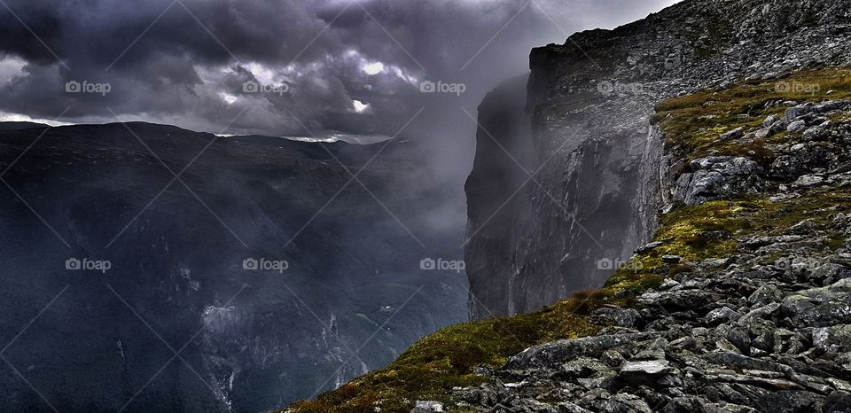 Norwegian cliff, Bottejuvet