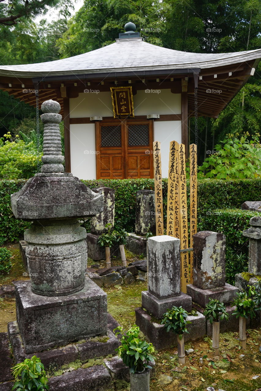 Temple cemetery