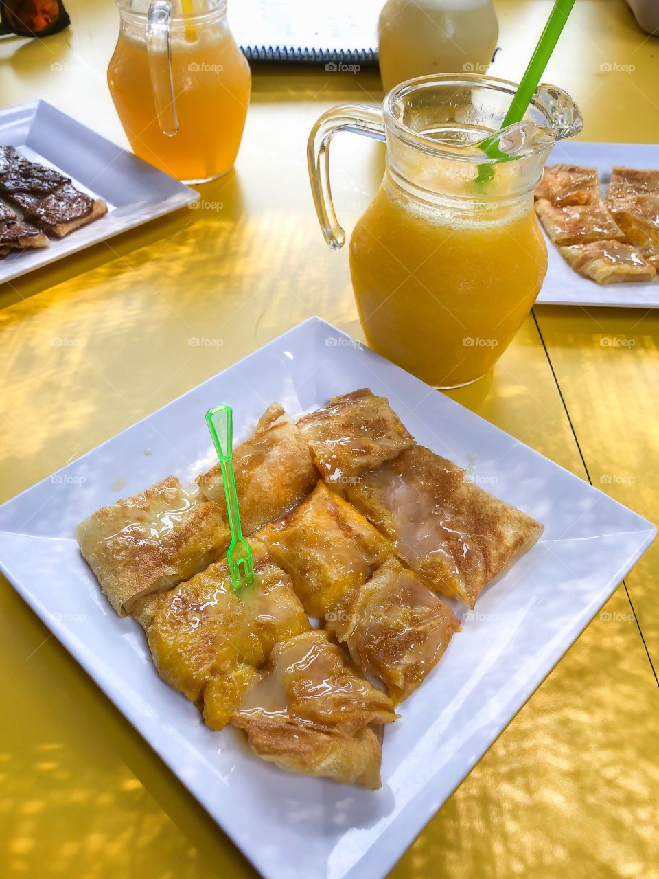 Mango pancakes and mango shake 