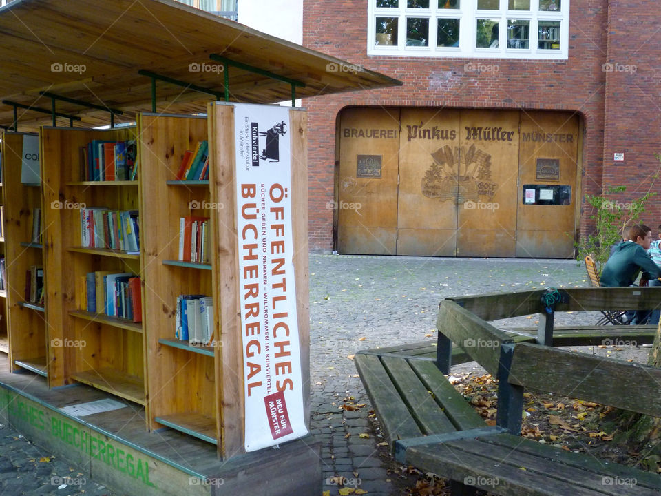 street books library bench by kenglund