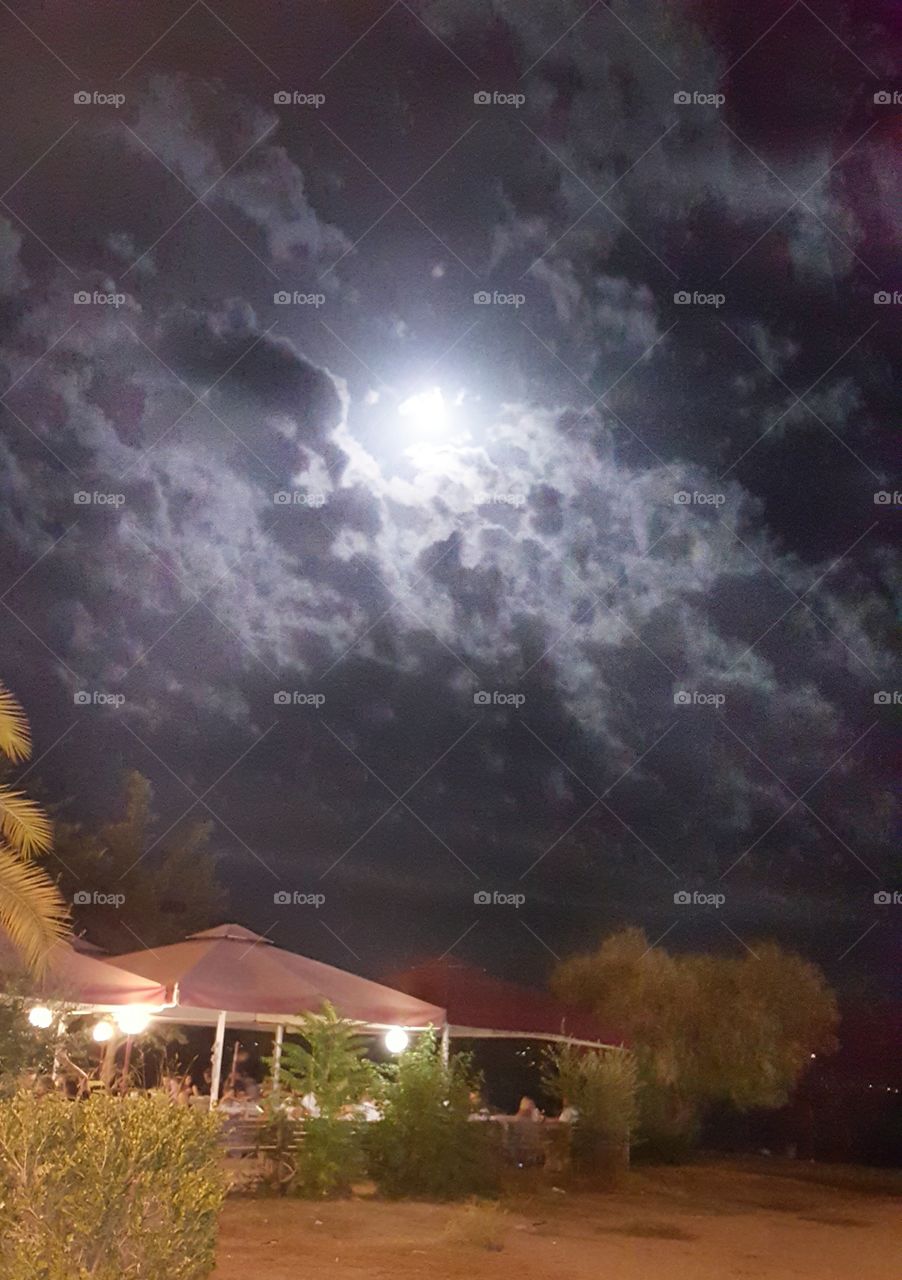 kalamata moon and clouds at night
