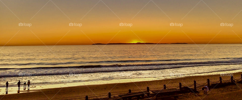 Foap Mission Golden Hour Sunrise Sunset! Silhouettes on The Beach Watching Sunset Behind Catalina Island!