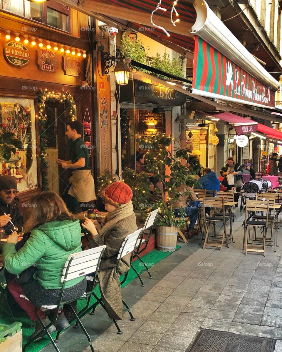 Кафе на открытом воздухе